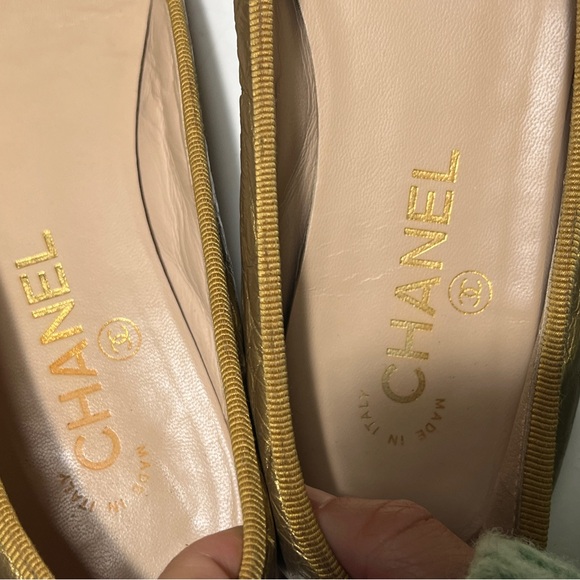 CHANEL Metallic Gold Ballet Flats - Picture 9 of 10